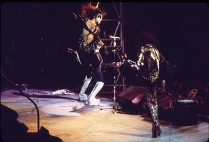  吻乐队（Kiss） ~Jersey City, New Jersey...July 10, 1976 (Destroyer Tour)