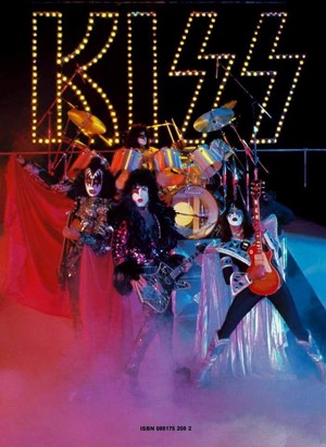KISS (NYC) July 25, 1980 (Eric Carr makes his debut at the Palladium) 