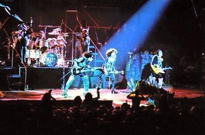  吻乐队（Kiss） ~Norfolk, Virginia...July 3, 1976 (Destroyer Tour)