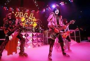  KISS ~Savannah, Georgia...June 20, 1979 (I was Made for Loving آپ and Sure Know Something filming)
