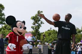  Kobe Bryant One On One With Mickey mouse