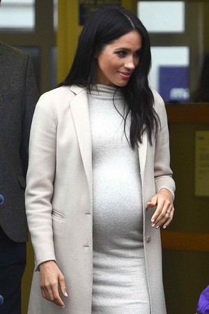  Meghan ~ Visit to the Mayhew (2019)