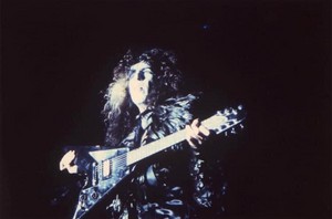  Paul ~Anaheim, California...August 20, 1976 (Spirit of 76 / Destroyer Tour)
