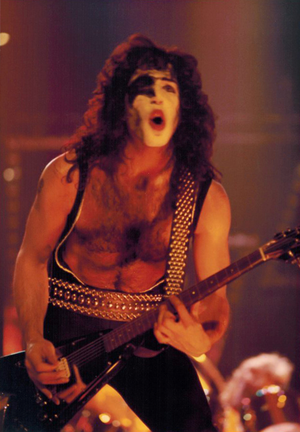  Paul ~Montreal, Quebec, Canada...July 12, 1977 (Can-Am - cinta Gun Tour)