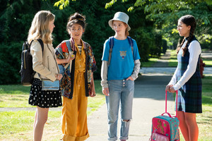  The Baby-Sitters Club - Season 1 Still - Stacey, Claudia, Kristy and Mary Anne