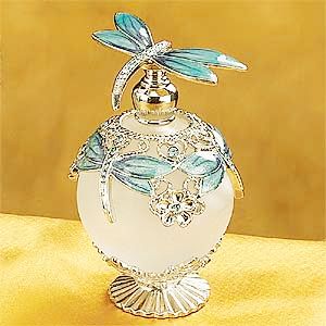 beautiful vintage parfume bottles🌻😻💖