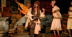 *Jack Sparrow in Disney Land : Pirates Of The Caribbean*