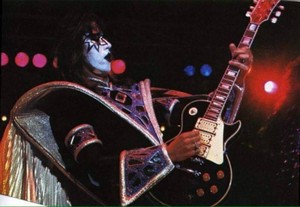  Ace ~London, England...September 9, 1980 (Unmasked World Tour)