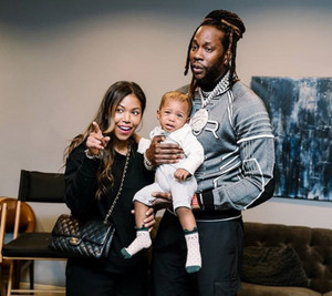  Amerie, her son and 2 Chains