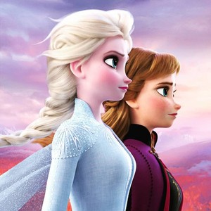  Elsa and Anna (Frozen 2)