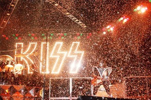  Kiss ~Chicago, Illinois...September 22, 1979 (Dynasty Tour)