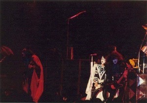  ciuman ~Drammen, Norway...October 13, 1980 (Unmasked World Tour)