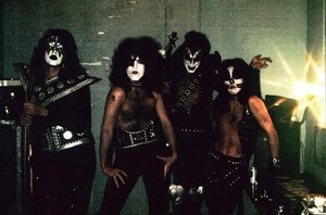 KISS ~Houston, Texas...October 4, 1974 (KISS Tour) 