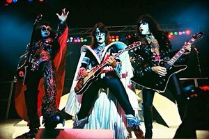 Kiss ~Leiden, Holland...October 5, 1980 (Unmasked World Tour)