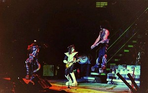  키스 ~Los Angeles, California...August 28, 1977 (Love Gun Tour)