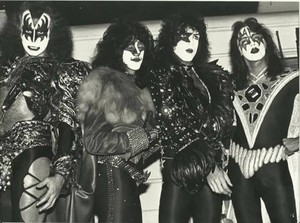  KISS ~Paris, France...September 27, 1980 (Unmasked World Tour)