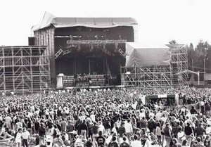 KISS ~Tilburg, Holland...September 4, 1988 (Monsters of Rock) 