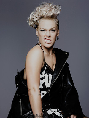 P!nk photographed by Solve Sundsbo (2017)  