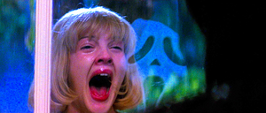 Scream Screencaps - Casey Becker & Ghostface