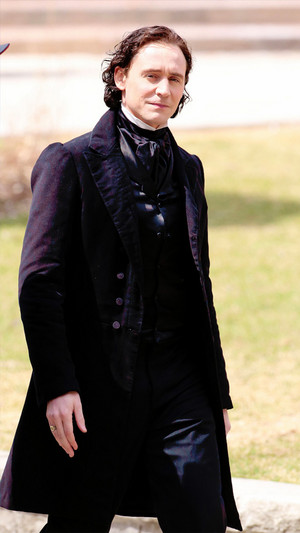 Tom Hiddleston as Thomas Sharpe on the set of Crimson Peak