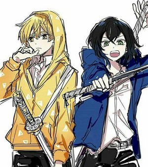  Zenitsu and Inosuke *in hoodie*