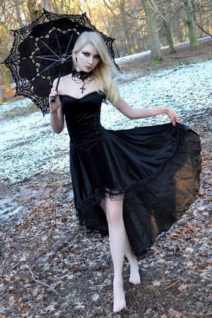  beautiful Goth girls🖤🤘
