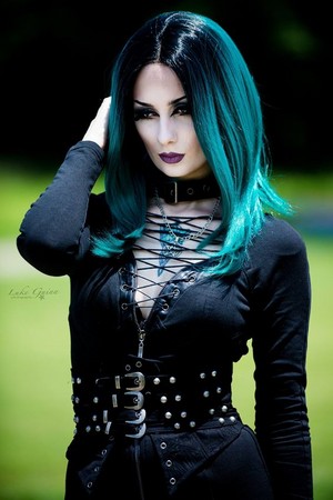  beautiful Goth girls🖤🤘