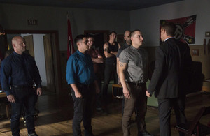  4x07 - Truths Other Than the Ones Du Tell Yourself - Skinheads vs. burton