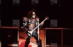  Gene ~Sydney, Australia...November 21, 1980 (Unmasked World Tour)