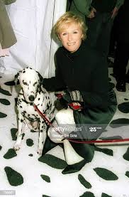 Glenn Close 1996 Disney Film Premiere Of 101 Dalmatians