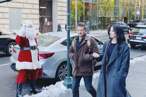 Hailee Steinfeld and Jeremy Renner on the set of Hawkeye || Downtown Manhattan || December 10, 2020