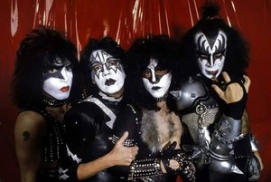  吻乐队（Kiss） ~Hilversum, Netherlands...November 26, 1982 (Top of the Pop)