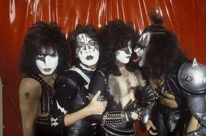 KISS ~Hilversum, Netherlands...November 26, 1982 (Top of the Pop)
