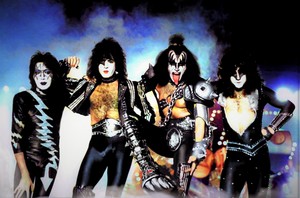  吻乐队（Kiss） ~Hollywood, California...October 28, 1982 (Creatures Of The Night Press Conference)