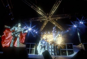  吻乐队（Kiss） ~Los Angeles, California...November 7, 1979 (Dynasty Tour)
