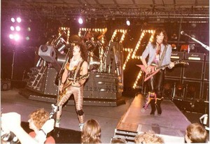  baciare ~ Malmö, Sweden...November 20, 1983 (Lick it Up Tour)
