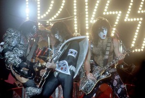  吻乐队（Kiss） ~San Francisco, California...November 25, 1979 (Dynasty Tour)
