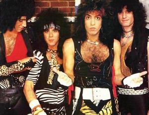  吻乐队（Kiss） ~Stockholm, Sweden...October 26, 1984 (Animalize Tour) T