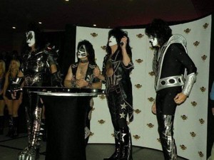  吻乐队（Kiss） ~ Tulsa, Oklahoma...December 9, 2009 ( Hard Rock Casino)