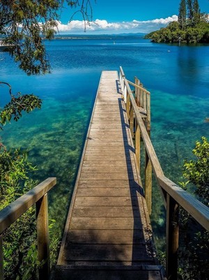  Lake Taupo, New Zealand