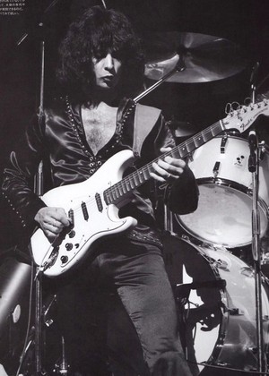  Ritchie Blackmore || 虹