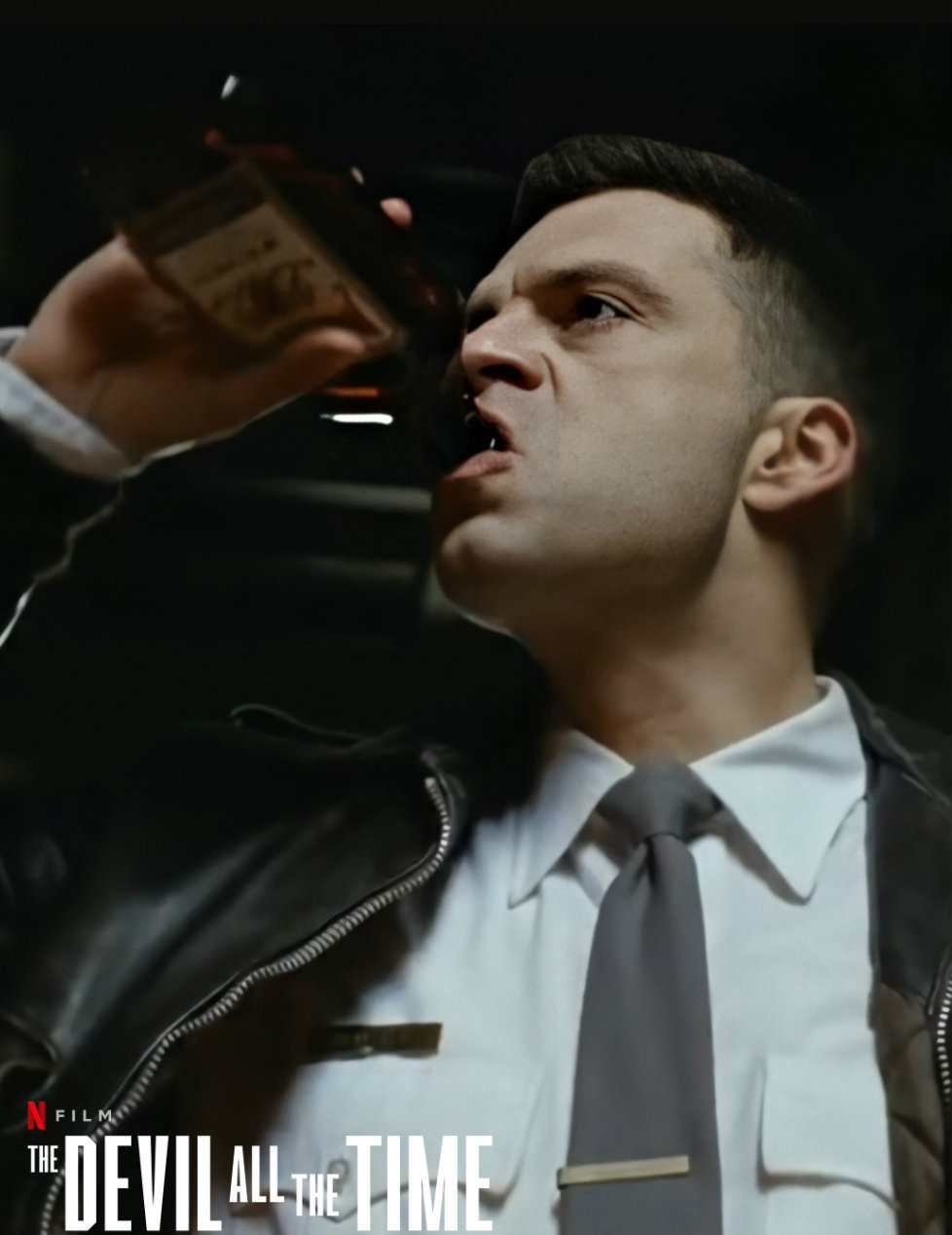 Sebastian Stan as Sheriff Lee Bodecker in The Devil All the Time (2020) 