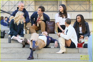  The Cast of 'Gossip Girl' Film All Together At Metropolitan Museum of Art (Photos) Reboot HBO