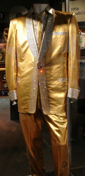  The Iconic স্বর্ণ Lame Suit