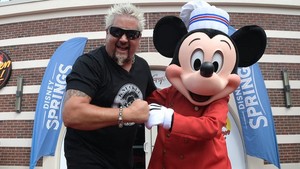  Chef Guy Fieri And Mickey topo, mouse