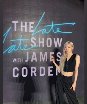 BLACKPINK at The Late Late 表示する with James Corden