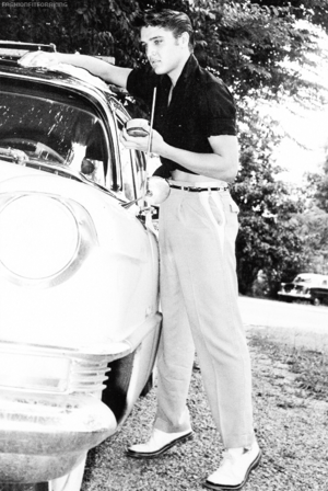  Elvis Waxing His Car