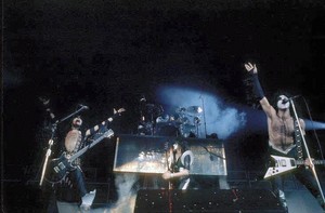 KISS ~Detroit, Michigan...January 26, 1976 (ALIVE! Tour) 