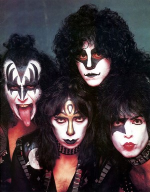 KISS ~Irving, Texas...December 23, 1982 (Creatures of the Night tour) 