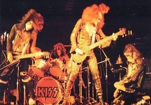  Kiss (NYC) December 31, 1973 (Academy Of âm nhạc / New Year's Eve)